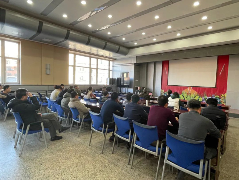 公司召開(kāi)學(xué)術(shù)交流活動(dòng) ——樓永林同志從業(yè)40年經(jīng)驗(yàn)交流(圖2) 公司召開(kāi)學(xué)術(shù)交流活動(dòng) ——樓永林同志從業(yè)40年經(jīng)驗(yàn)交流(圖2)